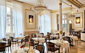 Gala Hotel